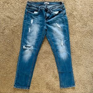 Dollhouse distressed skinny jeans size 13